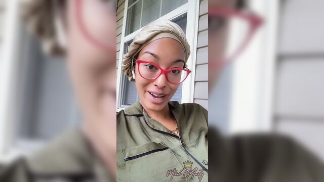 Say HI to those BIG titties..... ENJOY!!!!