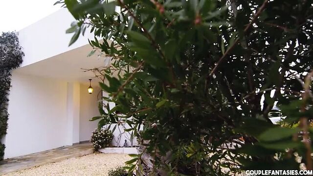 Voyeur Maid Cuckold Cougar