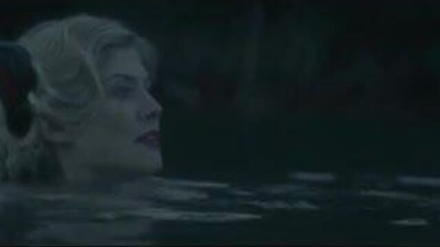 Rosamund Pike Rachael Stirling in Women in Love