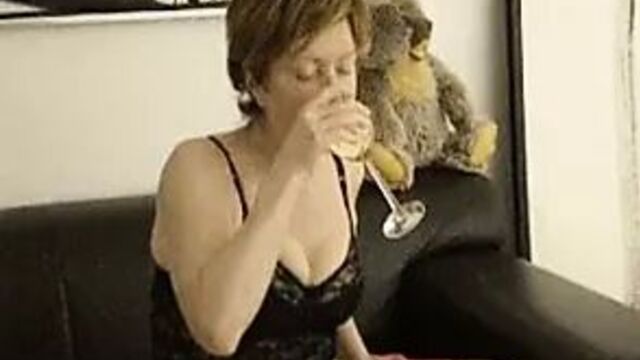 Gaby0Sucht2 - Plugged 2