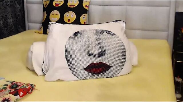 Free Live Sex Chat with HappyWomanOn d112