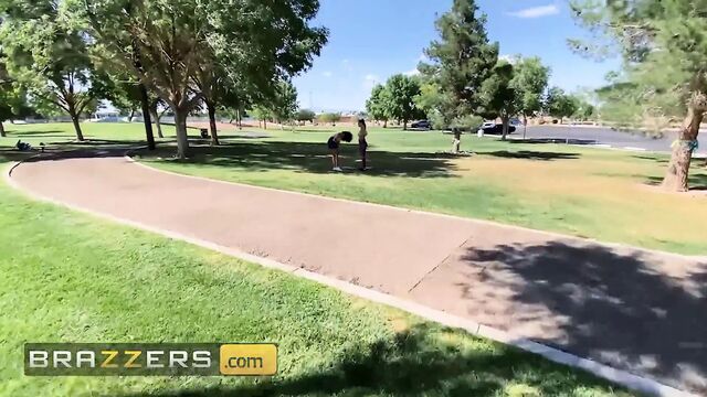 Sofi Ryan Plays With Nina Diaz's Tight Pussy Bounces Up Down