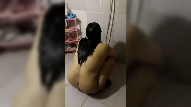 Turbanli Karisini Sikip Siktiriyor