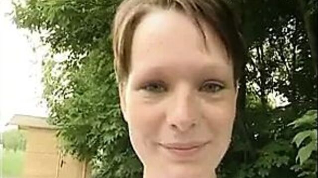 Teen with freckles shows body & pussy