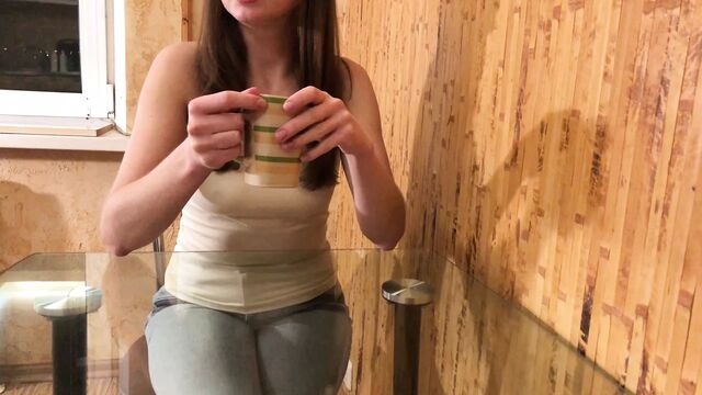 Fucked the Neighbor While her Husband went out for 5 minutes