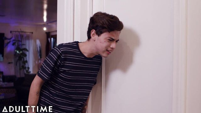 Caught Fapping - Walked in on My Friend's Sister Camming!