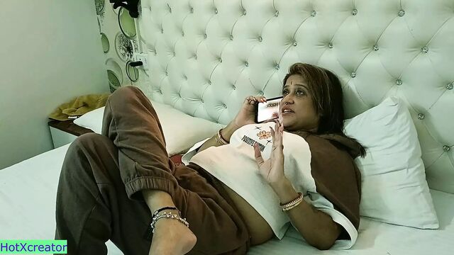 Beautiful hot Aunty full hardcore sex in desi style!! Indian Sex