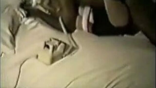 Proof women can talk on the phone anytime, anywhere