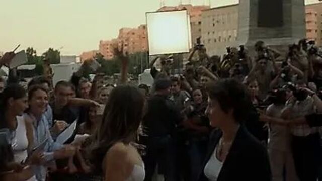 Elizabeth Hurley - Metod