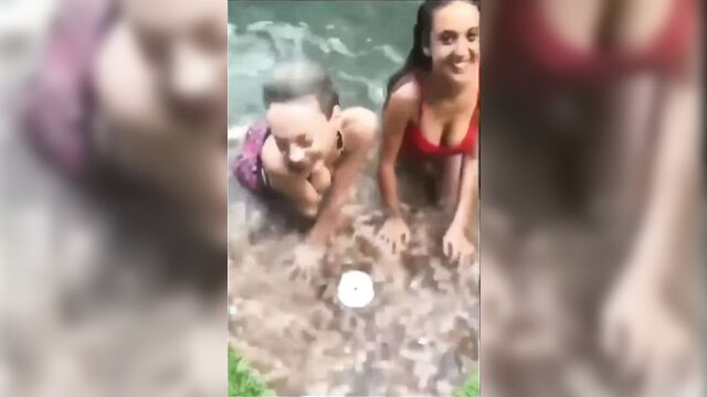 Maria Pedraza and Ester Exposito SEXY 2020