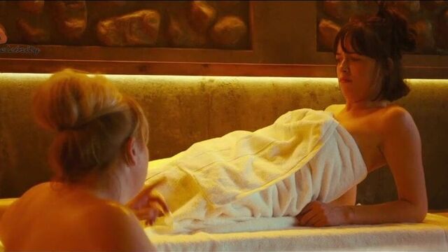 Dakota Johnson - How to be Single 2016