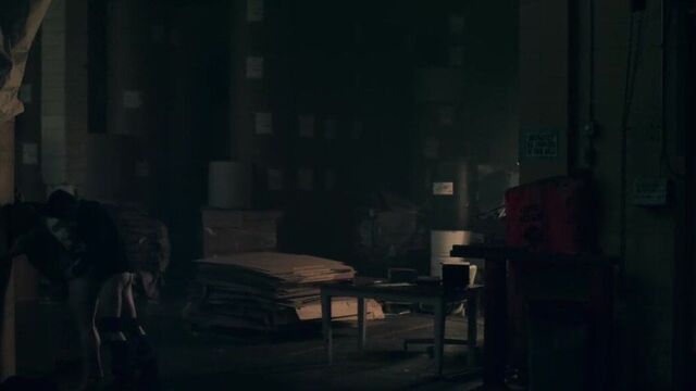 Elisabeth Moss - The Handmaid's Tale S02E02 (no music)