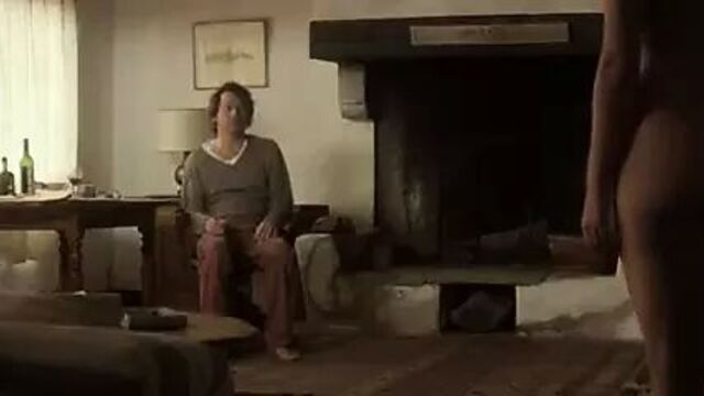 Marion Cotillard nue dans les fantomes d ismael