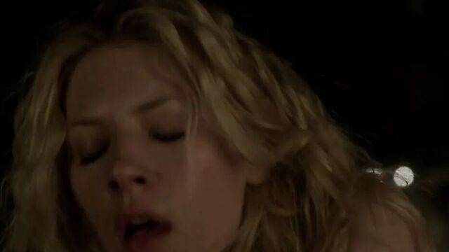 Katheryn Winnick - Vikings - 4