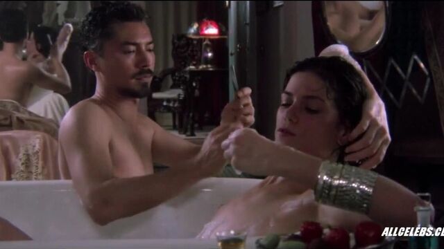 Linda Fiorentino in The Moderns