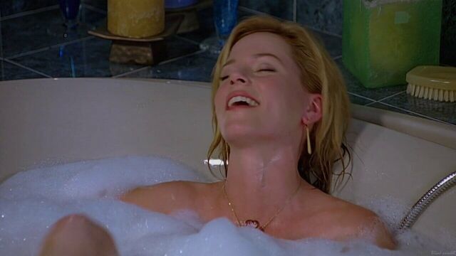 Elizabeth Banks - The 40-Year-Old Virgin (2005)