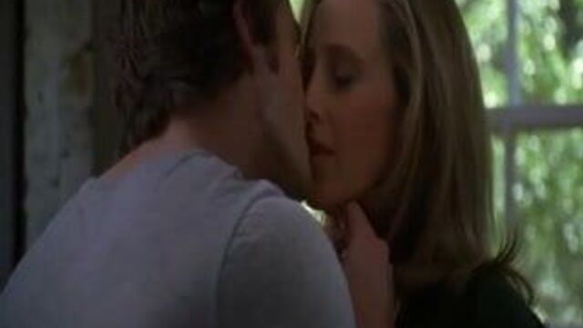 Kim Raver - Lipstick Jungle Series 1