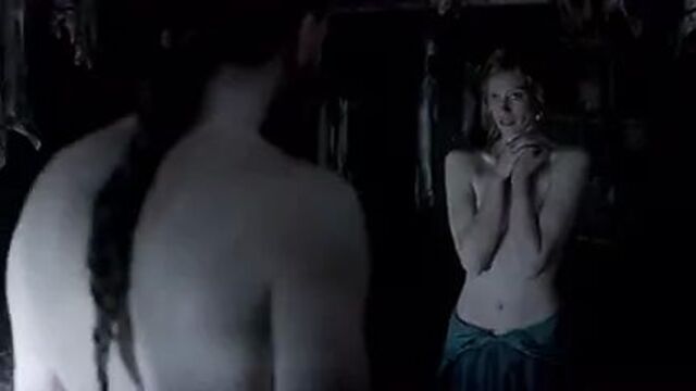 Alyssa Sutherland - Vikings S0304