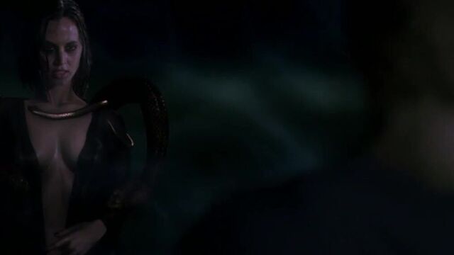 Eliza Dushku, Lindsay Caroline Robba - Open Graves