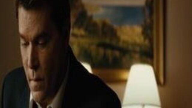 Alice Eve - Crossing Over