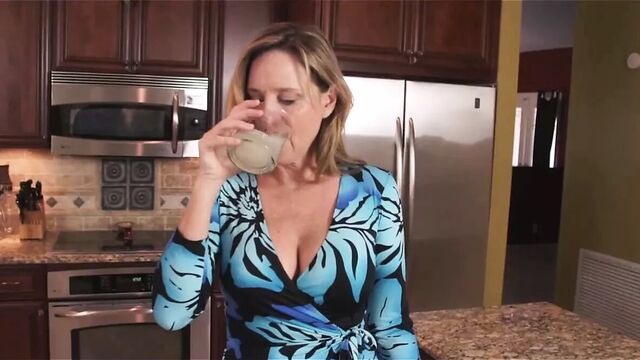 Your Moms Lunch Invitation