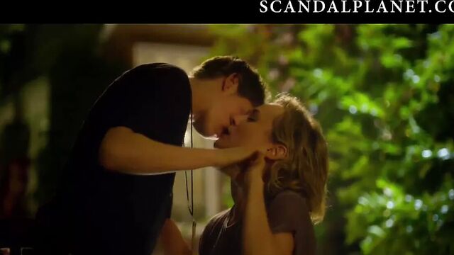 Kristen Stewart Nude & Sex Scenes On ScandalPlanet.Com