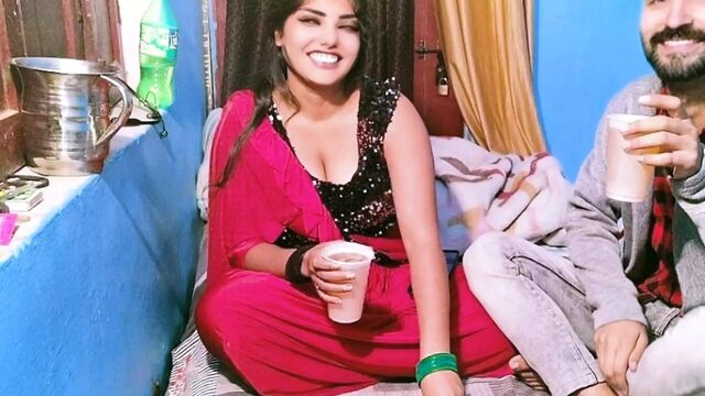 Soniya bhabhi ke mote boobs to dekho bhut sexy he hindi audio sexy chudai xxx soniya bhabhi