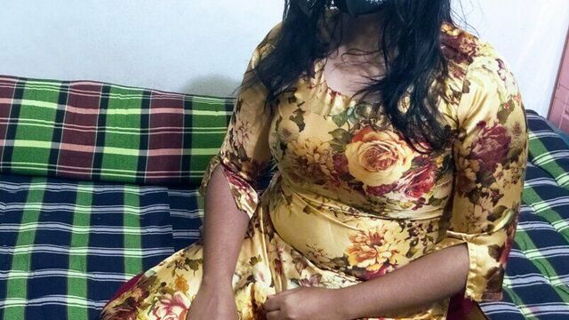 Beautiful Bangladeshi girl friend fuking