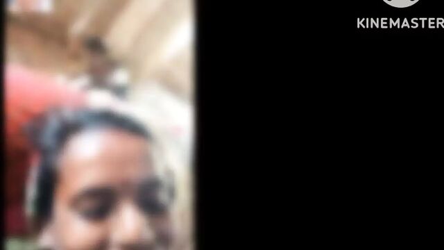 Aunty is good looking on video call