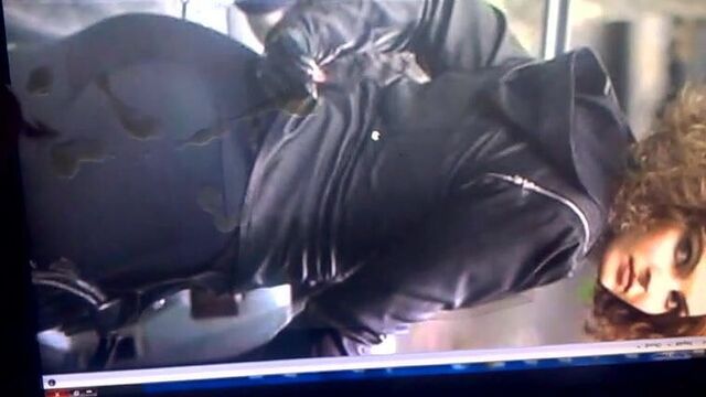 Cum on Camren Bicondova ass