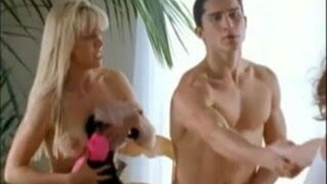 Keri Windsor and Kira Reed