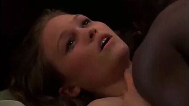 O 2001 Julia Stiles scene