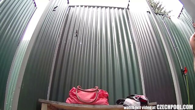 Amazing Young Girl Shower Voyeur