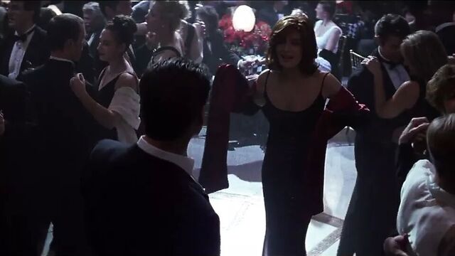 Celebrity Rene Russo sex scene-Thomas Crown Affair (1999)