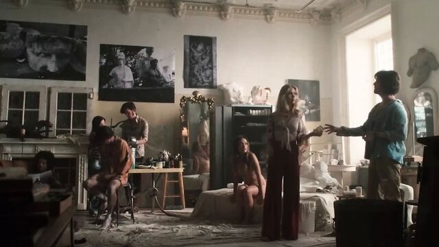 Olivia Wilde Naked in Vinyl