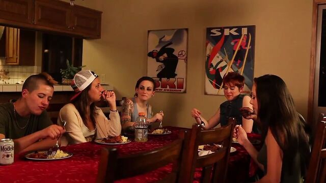 Jenna Sativa and Jess Gatsby are tattooed Lesbian teens fucking