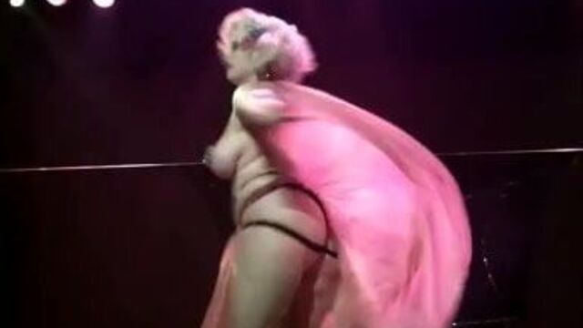 BBW Dirty Martini - Zorita Tribute ( burlesque )